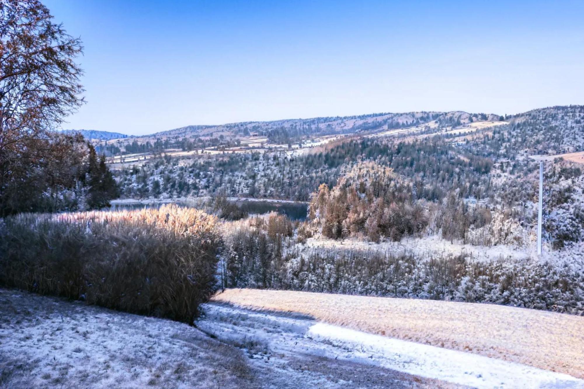 Chalet Chaleureux A Marigny-L'Eglise Avec Vue Sur Lac Et Montagne Eksteriør bilde